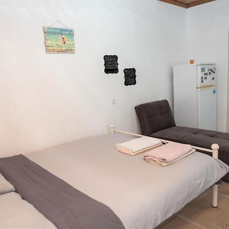 Safe And Cozy Studio In Xanthi! Eksteriør billede