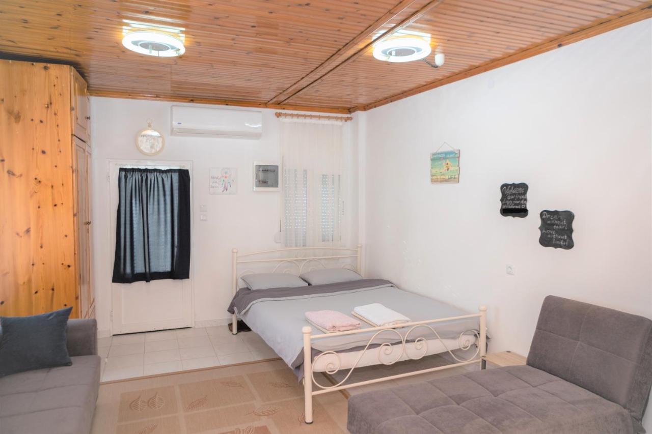 Safe And Cozy Studio In Xanthi! Eksteriør billede